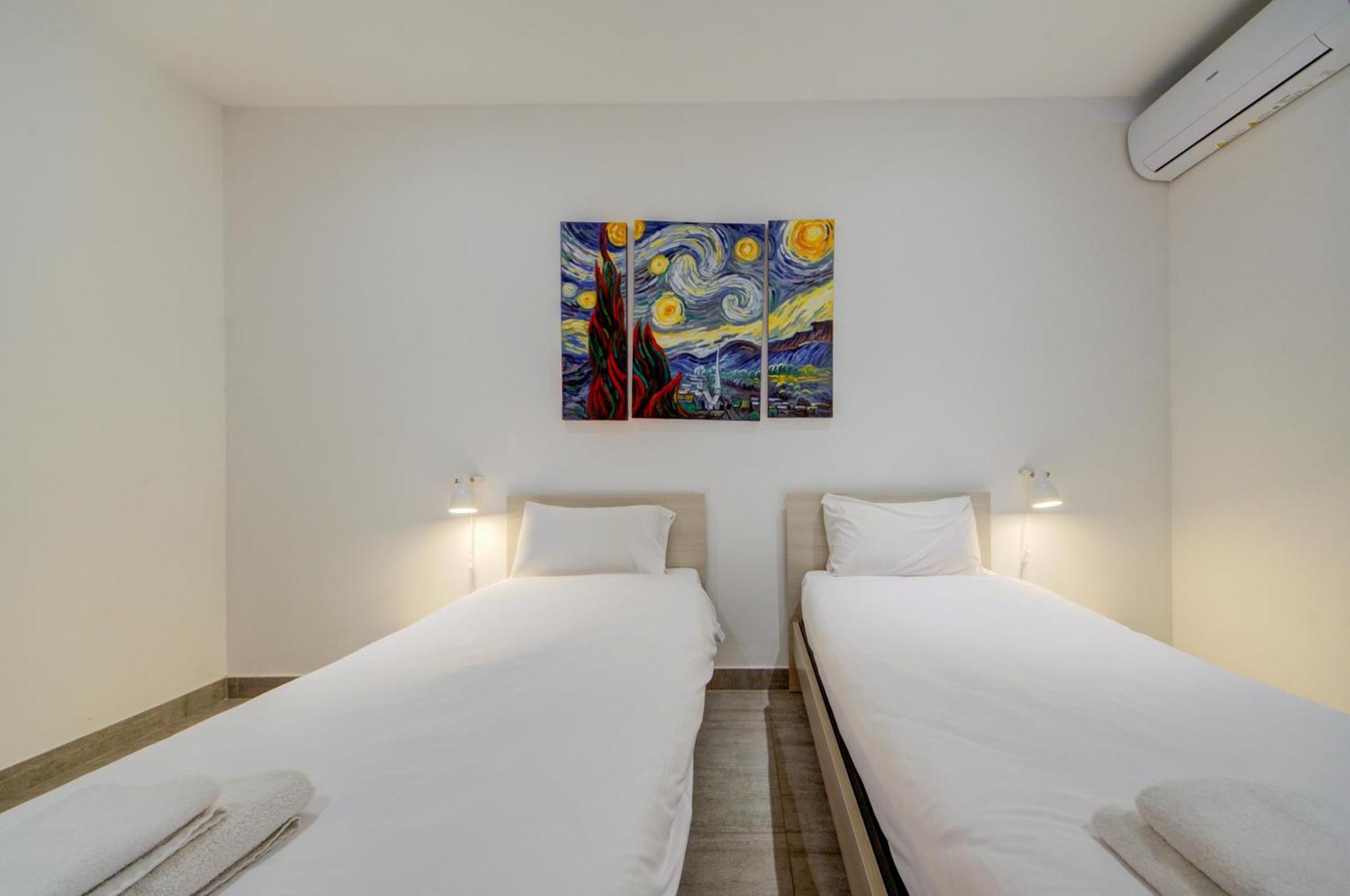 Floor With Common Pool Close To Amenities